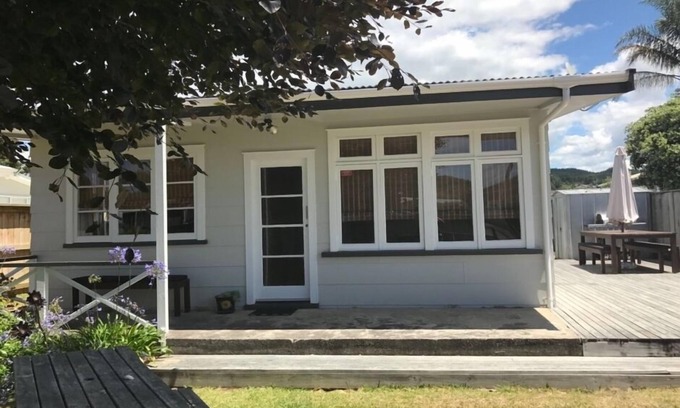 Whangamata Casa | Whangamata Beach Cottage