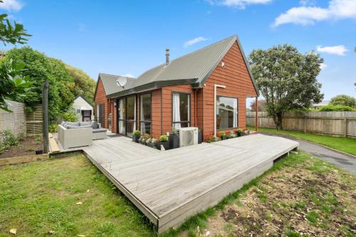 Otaki Beach Casa | Wharerata - Otaki Beach Holiday Home
