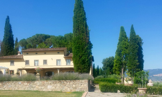 Cortona Villa | "Lo que has construido aquí es simplemente mágico ..."