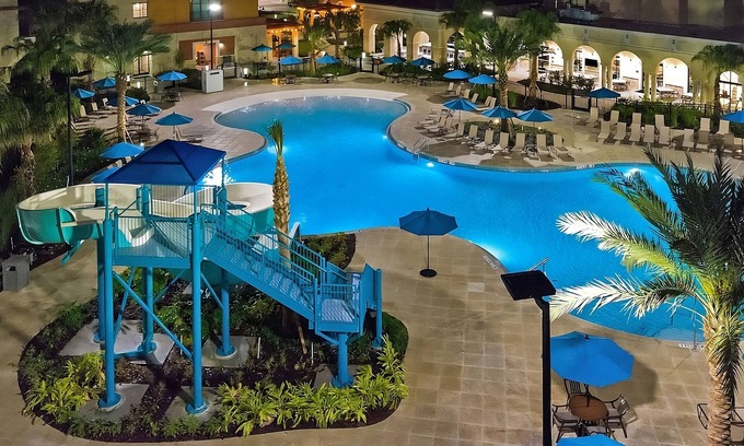 Florida Central Atlantic Coast Hotel | Where Comfort Meets Luxury! Swimming Pool, Kitchenette, Pets Allowed!