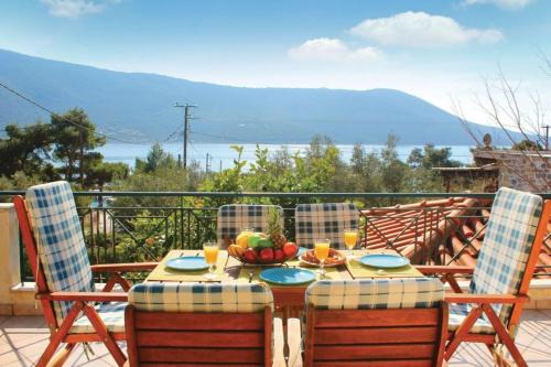 Porto Germeno Casa | Where the Mountains meet the Sea