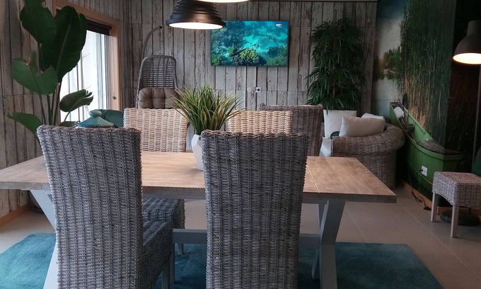 Barra Apartamento | Wherry Green Guest House (BAR PLAYA) ❤