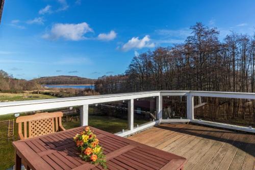 Buschvitz Apartamento | Whg-3-Falkenturm-Ferienhaus-Am-Boddenufer-Buschvitz