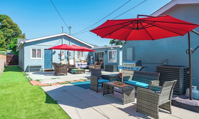 Westmont Casa | Whimsical Family Stay, 10 Min Walk to PV Hospital