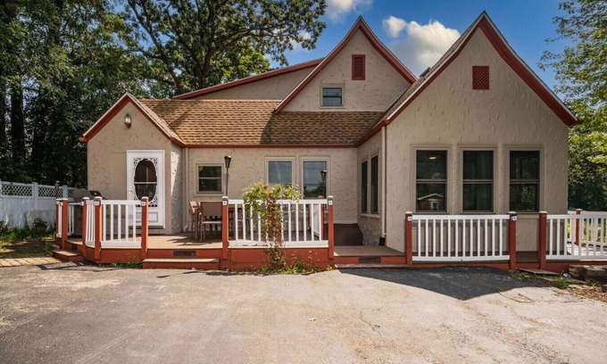 Powers Lake Casa | Whimsical Historic Getaway Near Golf, Skiing and Wisconsin Southern Lakes
