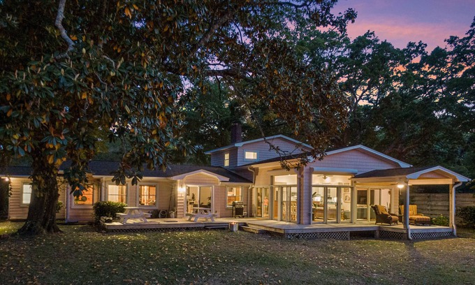 Wilmington Casa | Whiskey Creek #137 - Soundfront w/ Dock, Game Room, Dog-friendly!