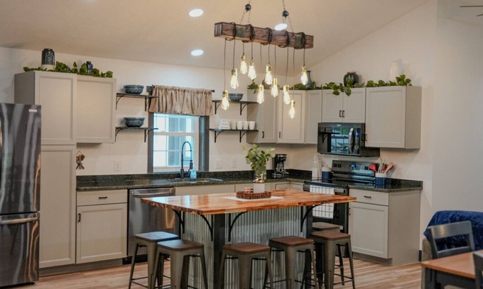 McMinnville Casa | Whiskey Trails Getaway