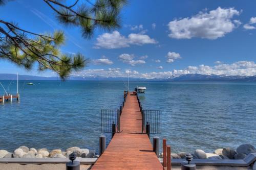 Tahoe City Casa | Whispering Pines by Tahoe Getaways - Lakefront w Private Pier, Buoy w Pool Table & Fireplace