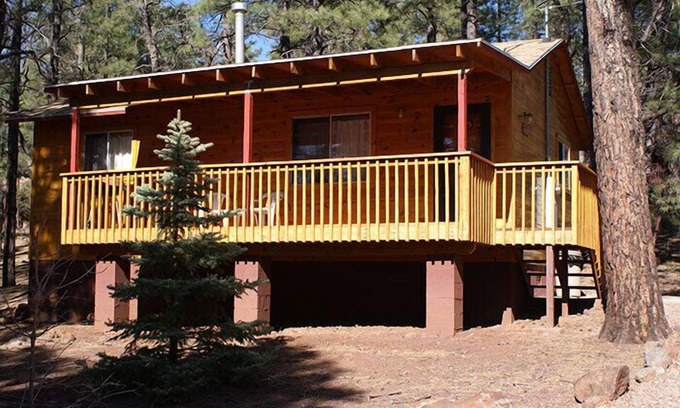 Pinetop-Lakeside Cabina | Whispering Pines - Cabin 33 (Spa Tub)