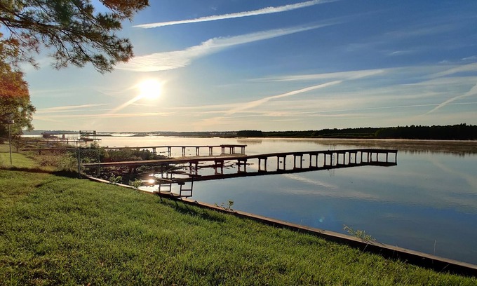 Trinity Cabaña | Whispering Pines on Lake (Woods/Hot Tub/Lakefront)