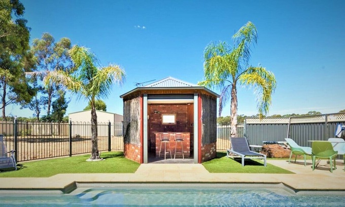 Maryborough Casa | Whispering Woods/Heated Pool/Sauna/2King beds/Pets