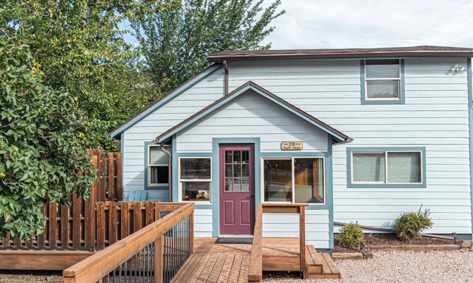 Hill City Casa | Whistle Stop 3 bedroom house walk downtown plenty parking