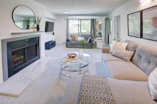 Whistler Creekside Casa | WhistlerCreekLodge 208