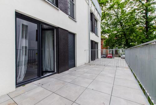 Krzyki Apartamento | White Apartment With Terrace