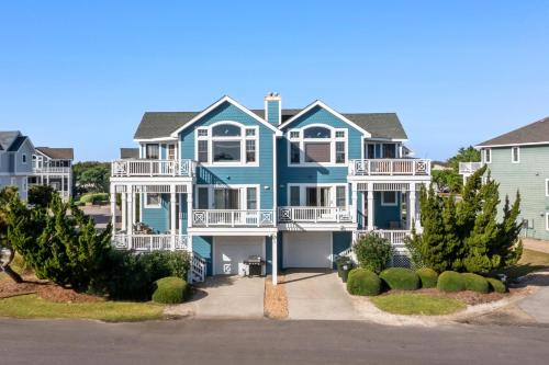Buck Island Casa | White Dolphin