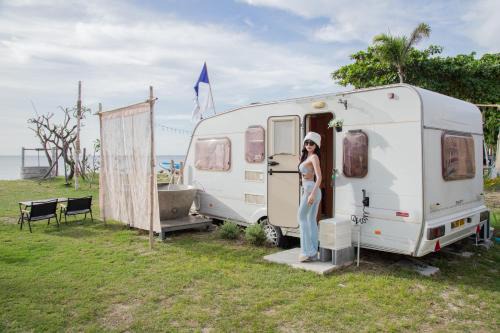 Si Racha Otro | White House Beach Camping Caravans