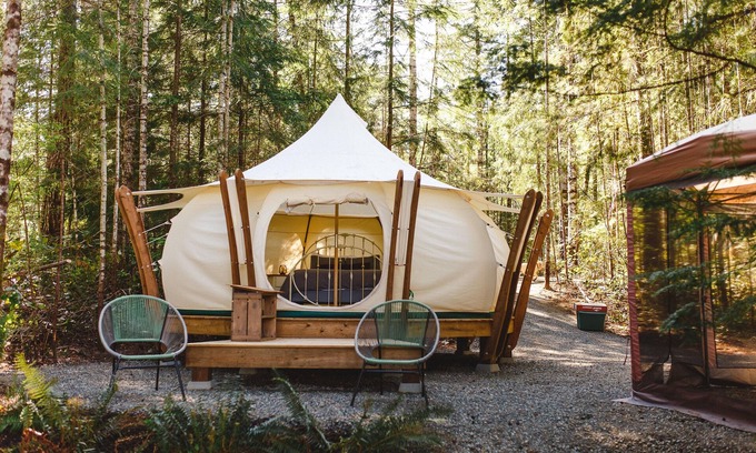 Black Creek Alquiler De RV | White Pine Lake Front Farm Glamping & Sauna Experience