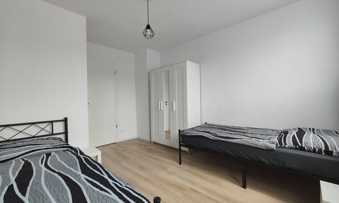 Sindelfingen Apartamento | White-Star by Star Aparts - 24h Self Check-in