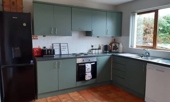 Ballycastle Casa | Whitepark Cottage -group/family/child/pet friendly