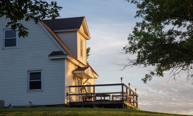 Coon Rapids Casa | Whiterock Conservancy - Betts Farmhouse