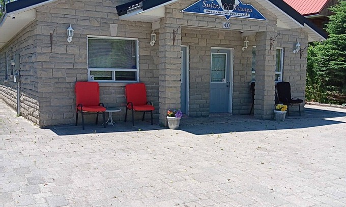 Wasaga Beach Casa | Whole Building Beach2 - Suites of Wasaga