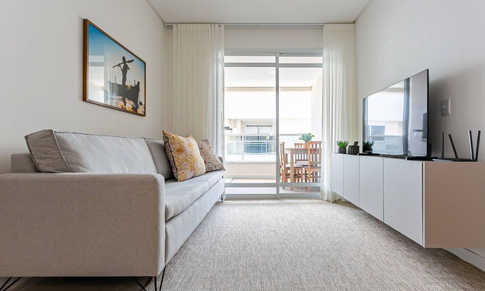 Ingleses Norte Apartamento | WI-FI 400MB | 500m from the sea | Barbecue #IA11