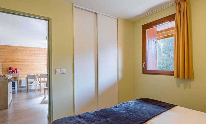 Vaujany Apartamento | 300m del centro estación, fitness, piscina, sauna, hammam, balcón, tv, 50-65m², Vaujany
