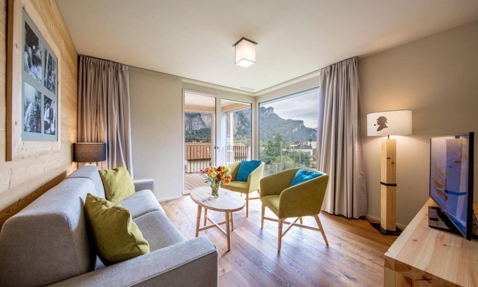 Meiringen Apartamento | Wifi, sauna, terrace, balcony, tv, ski locker, 68-71m², Meiringen-Hasliberg