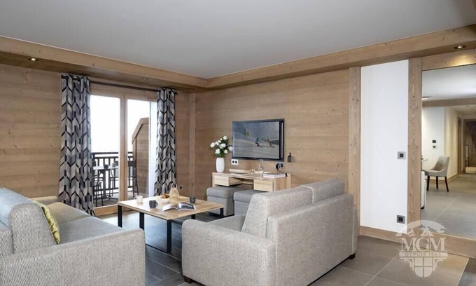 Les Eucherts Apartamento | Wifi, ski-in/ski-out & foot of the slopes, fitness, swimming pool, balcony, parking, tv, ski locker