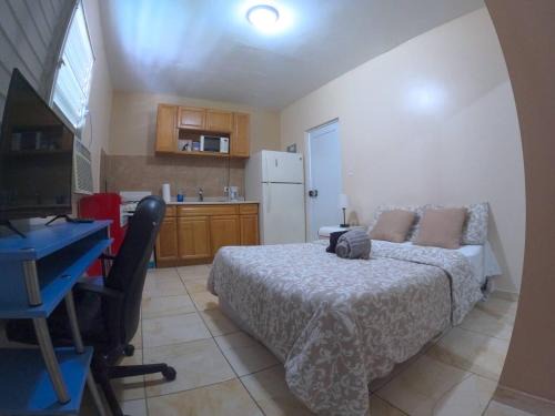 Ponce Centro Apartamento | Wifi, Workspace , Perfect Location & Parking