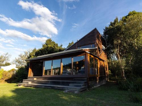 Barrydale Casa | Wild and off-the-grid with style