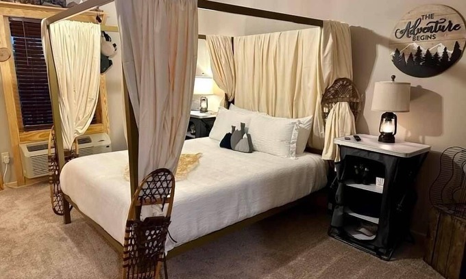Stanardsville Casa | Wild & Free Lodge Rm. 202