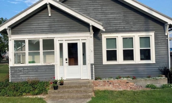 De Smet Casa | Wild Rose Cottage Save