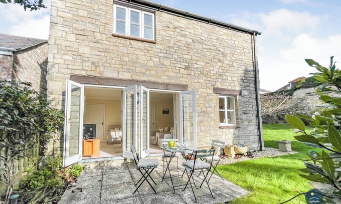 Weymouth Cabaña | Wildflower Cottage - Sutton Poyntz
