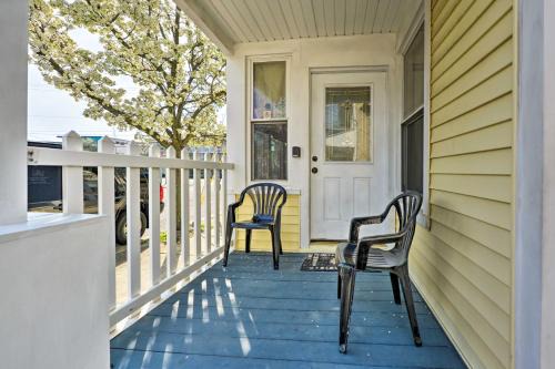 Wildwood Apartamento | Wildwood Apartment - Porch and Enclosed Sunroom!