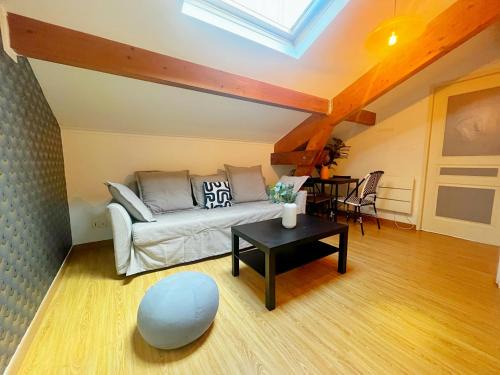 Voltaire - Saint Amour Apartamento | Will - appartement 4 personnes - check in h24 - wifi