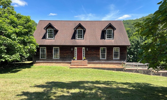 Flat Top Casa | Willow House~ country charm! Relax and enjoy nature and tranquility on 250 acres