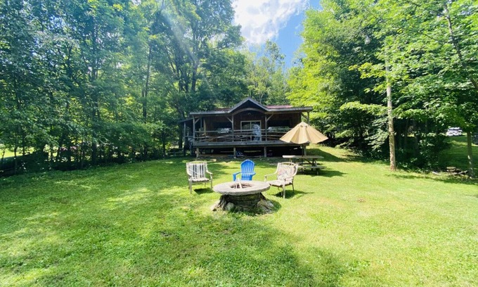 Rome Cabina | Willow Point Cabin:Brenchly Lake