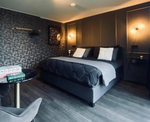 De Waal Cama Y Desayuno | Wiltsangh Texel Tuinsuite Black