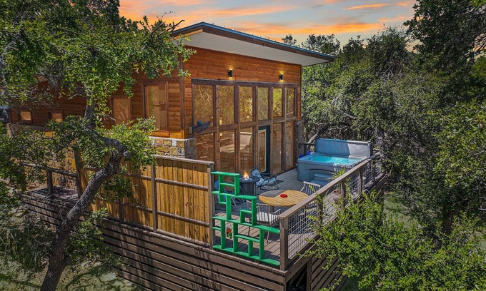Wimberley Cabina | Windmill Ranch- Arbor Casita #3 I Hot tub, pond