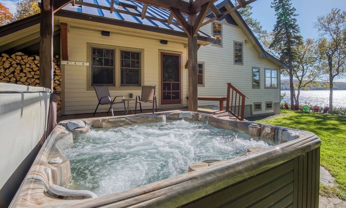 Rangeley Casa | Esta casa tiene todo lo que busca en una propiedad de alquiler!