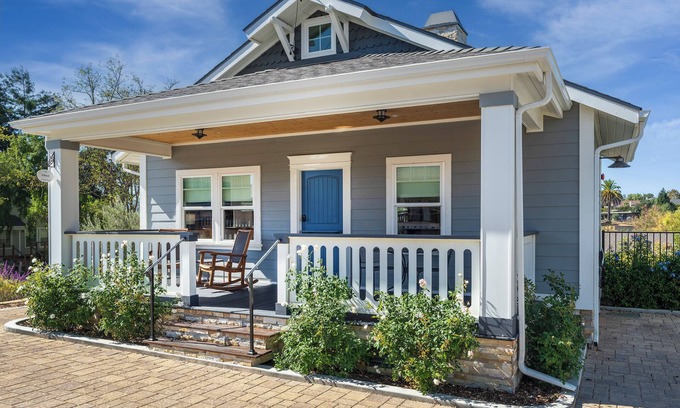 Santa Ynez Cabaña | Wine Country Dream: Luxe Studio, Winery Passes, L2EV, Sleeps 4, Unit 6 Edison