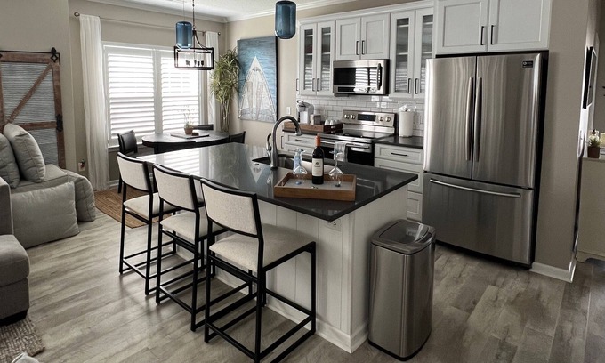 Leland Condominio | Wine Down en un condominio de lujo en la calle: cerca de las playas