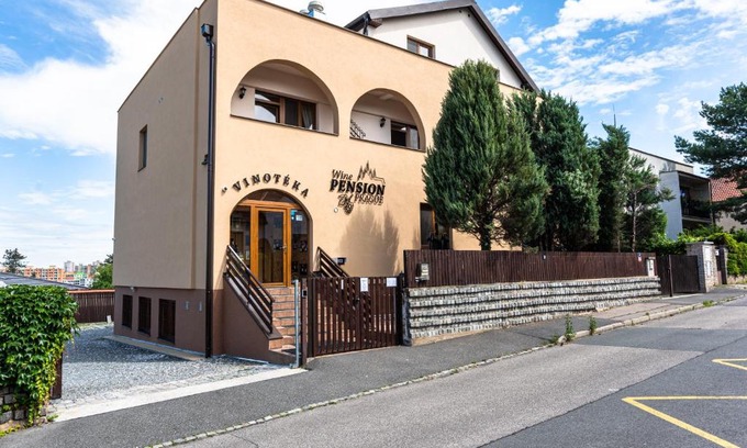 Prague 12 Casa | Wine Pension Prague