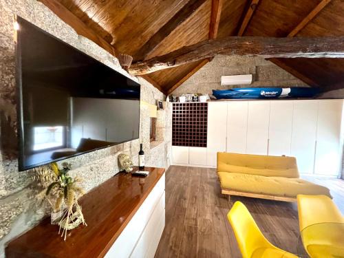 Amarante Chalet De Esquí | Wine Press INN