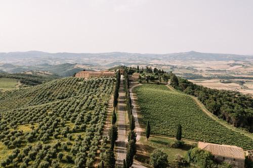 Cinigiano Casa | Wine Relais In Montecucco - ColleMassari Hospitality