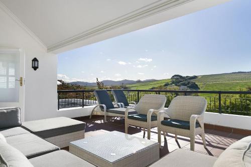 Stellenbosch Cabina | Winelands Golf Lodges 3