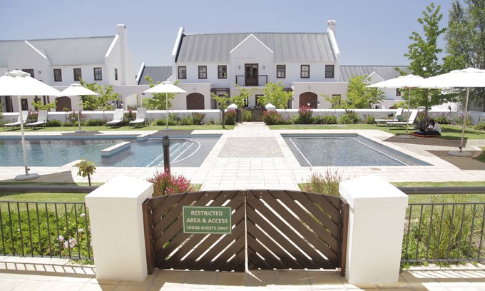 Stellenbosch Villa | Winelands Golf Lodges 29