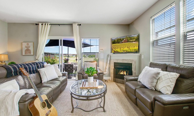 Santa Rosa Casa | Winemaker's Delight: 3BD/3BA Russian River Valley