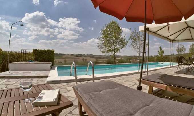 Vignale Monferrato Apartamento | Winery Cascina Intersenga - "Appartamento Grappolo"